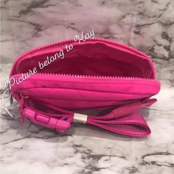 NWT Lululemon Everywhere Belt Bag 1L PINK - Picture 4 of 10